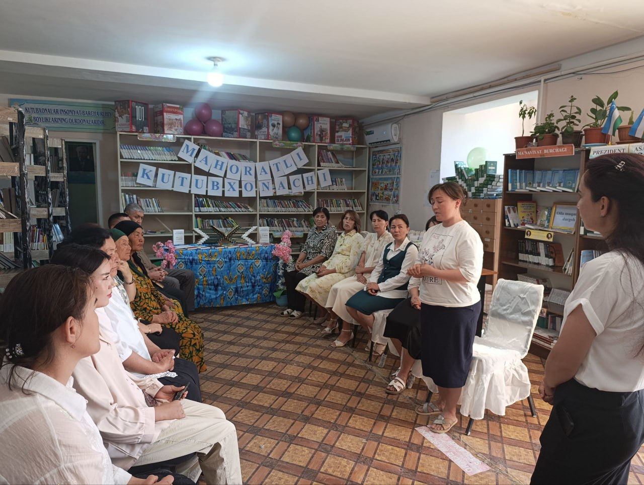 "Mahoratli kutubxonachi" loyihasi ochilish marosimi